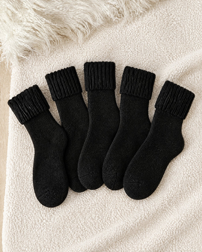 Five black socks: the 5-pair set in Black